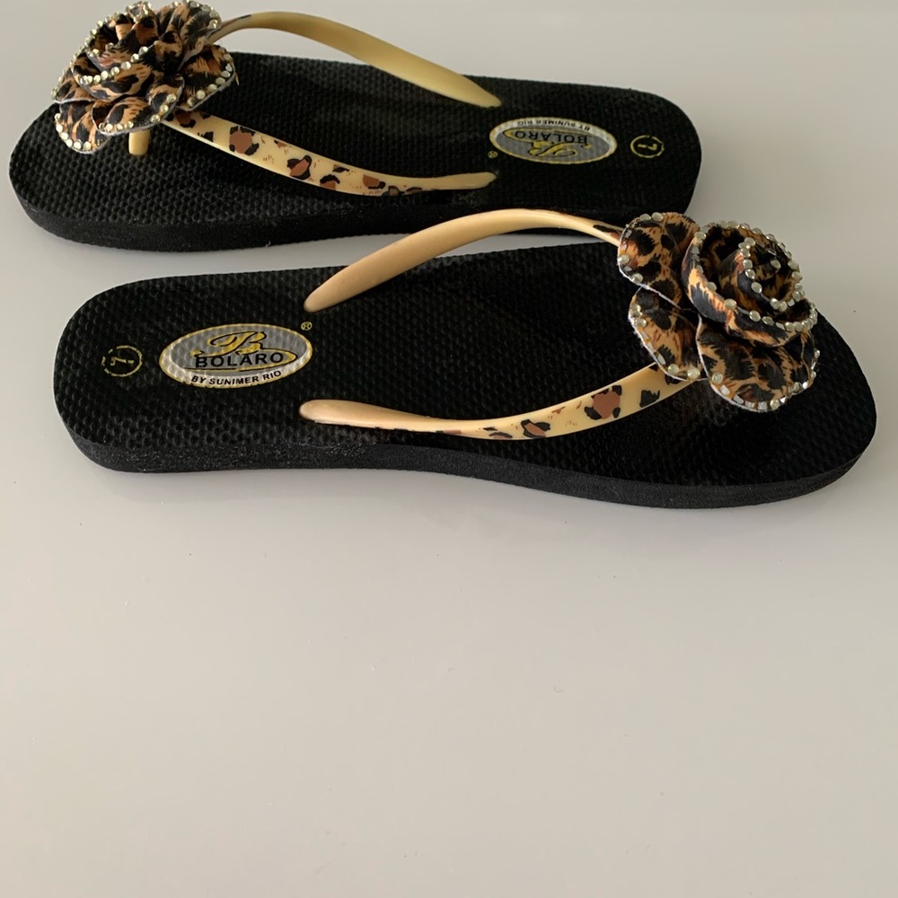 🌺Leopard Rhinestone Sandals🌺 - Picture 4 of 4